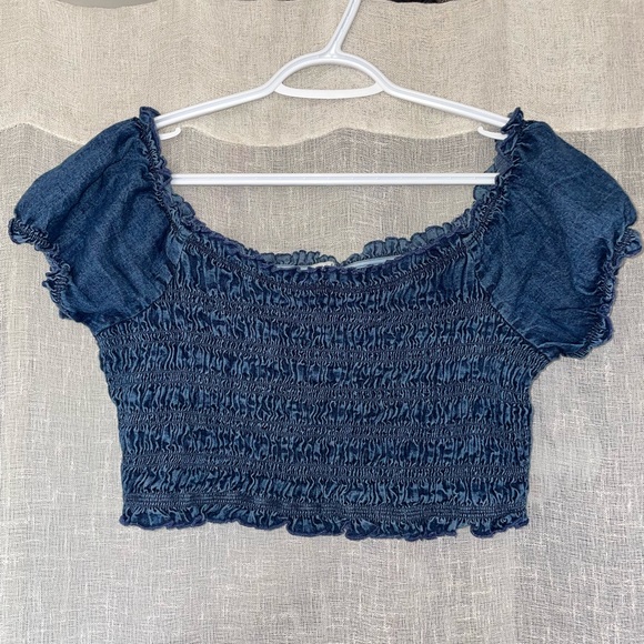 Crop top / Size L - Picture 1 of 3